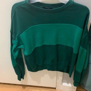 Green sweater (small)